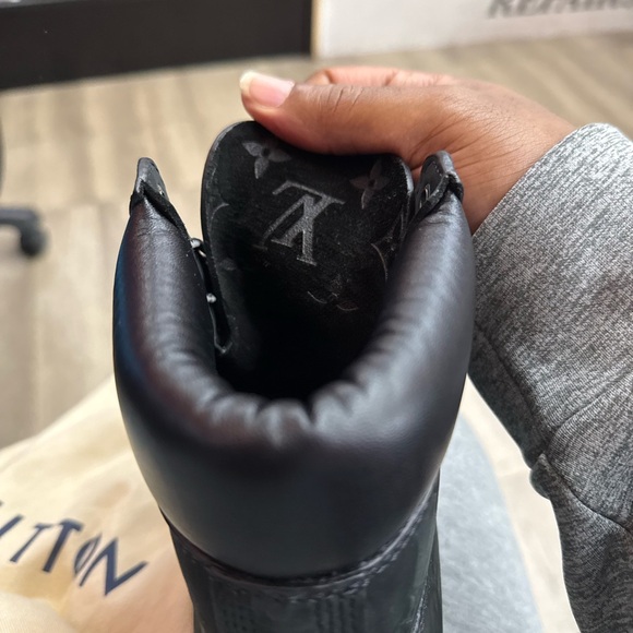 black Louis Vuitton Timberland boots “new size 7 (no box, dust bags authentic - Picture 4 of 4